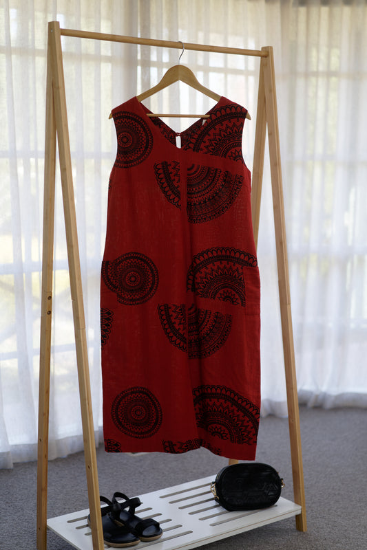 Poppy Sleeveless Patten Dress