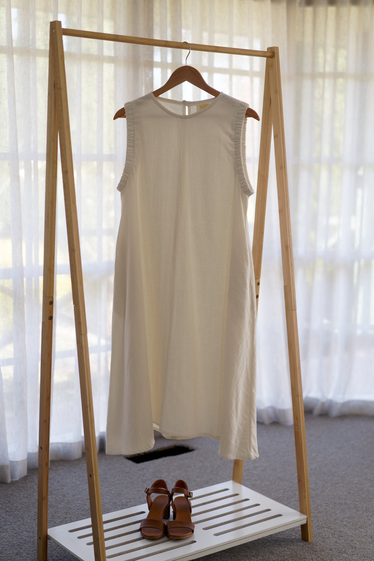 Dahlia Detailed Sleeveless Dress