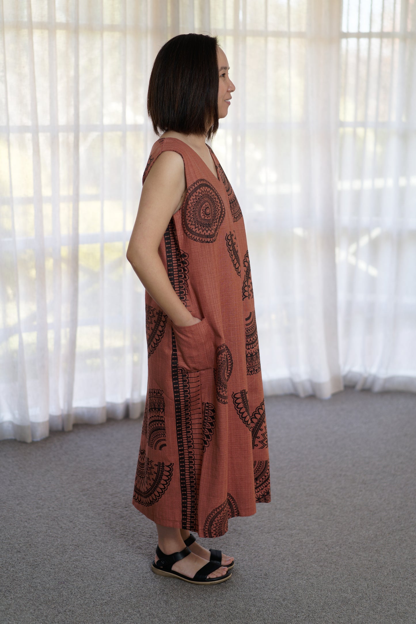 Poppy Sleeveless Patten Dress